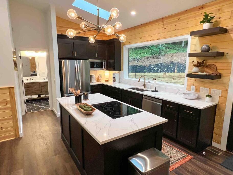 Willa Modern Mountain Getaway With Hot Tub, Fire Pit Sautee Nacoochee Zewnętrze zdjęcie